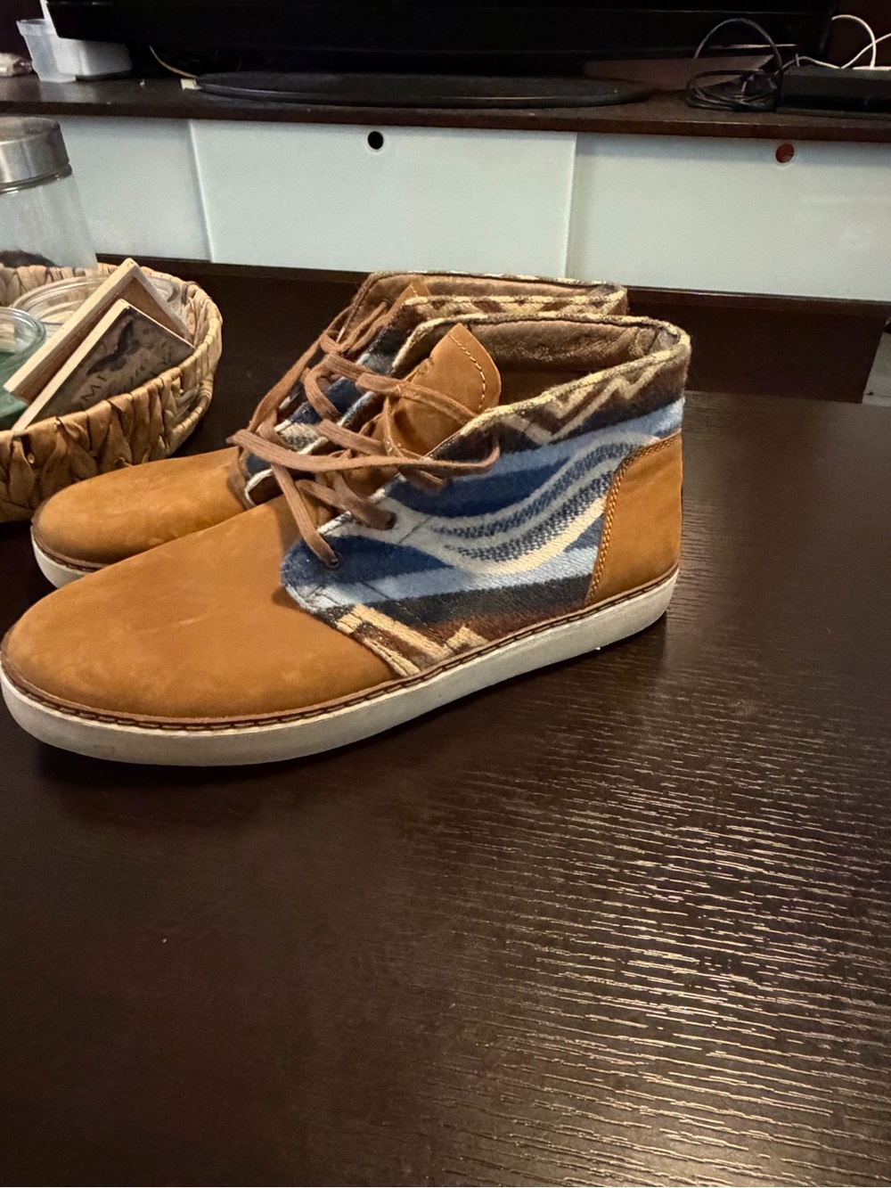 UGG Men's Chukka Boots in Tan and Blue Pattern